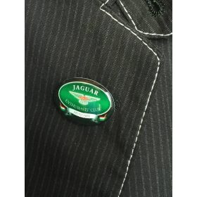 Jaguar klubos műgyanta kitűző