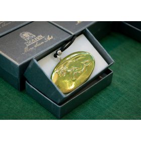 Zsolnay Jaguar medál zöld eozinmázas egyedi készítésű